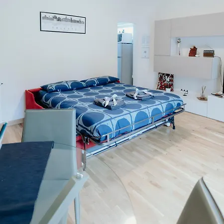 5min Stazione Con Terrazza * Trieszt